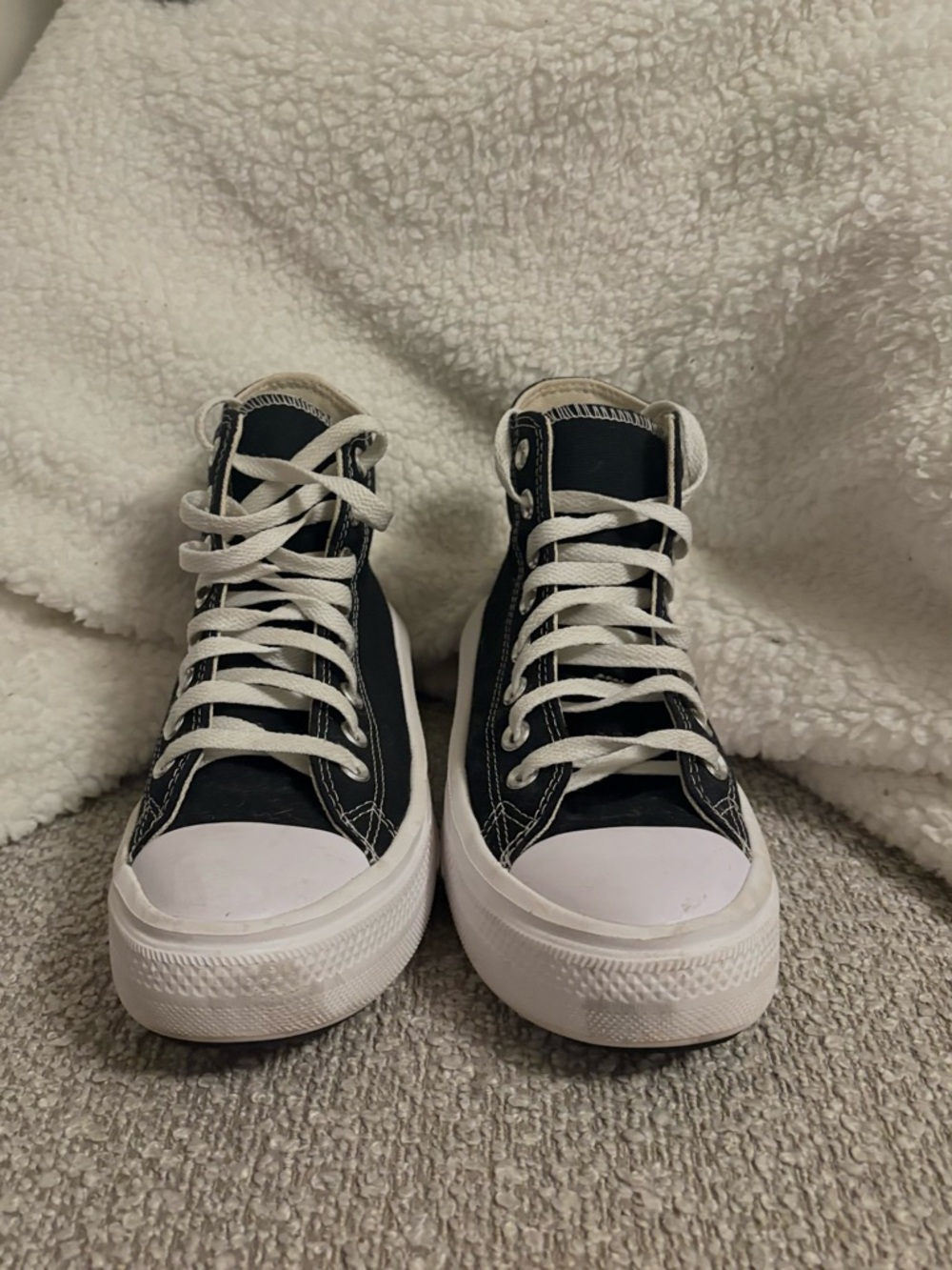 Classic black converse with platform